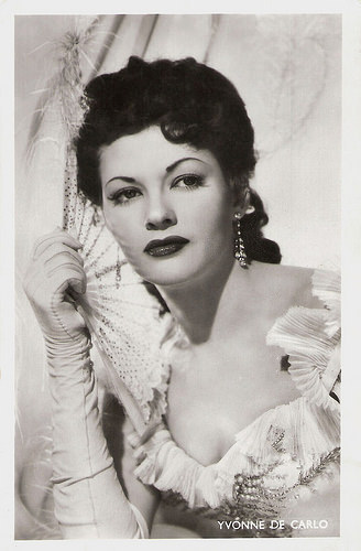 Yvonne De Carlo