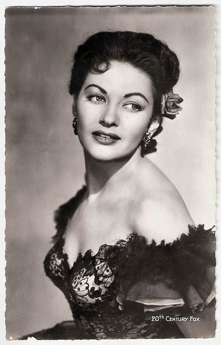 Yvonne De Carlo