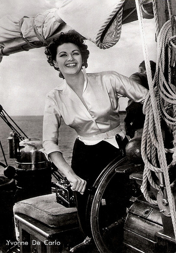Yvonne De Carlo