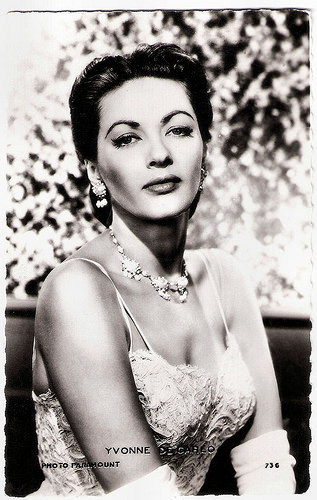 Yvonne De Carlo