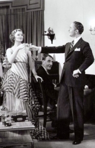 Title: THIN MAN, THE ¥ Pers: LOY, MYRNA / POWELL, WILLIAM ¥ Year: 1934 ¥ Dir: VAN DYKE, W.S. ¥ Ref: THI004AM ¥ Credit: [ MGM / THE KOBAL COLLECTION ]