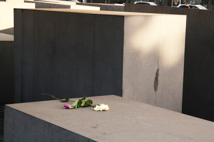 Holochaust Mahnmal Berlin 13