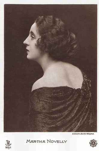 Martha Novelly