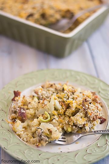 Cheesy comfort food makes me happy. This Cauliflower, Leek and Mushroom Casserole recipe has a little kick with some added red pepper. This recipe can be served as a meal or a side dish. I'm sharing this casserole recipe for the Chopped at Home Challenge- via flouronmyface.com