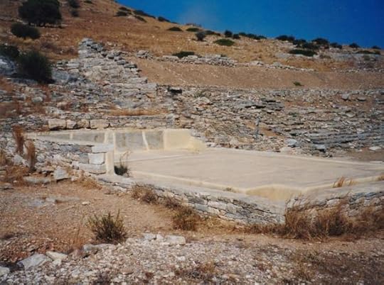 Remnants of the silver-processing facilities in Thorikos remain. In this facility, workers separated lead from silver.