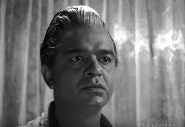 Tarun Bose in a scene from Anupama