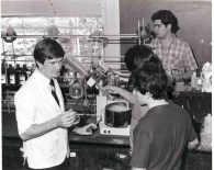 Chem_lab_at_FDU_op_800x638