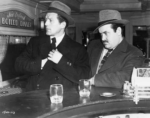 https://upload.wikimedia.org/wikipedia/commons/2/23/The-Killers-1946-McGraw-Conrad.jpg
