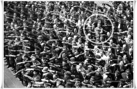 august-landmesser-man-refused-salute-hitler-1936