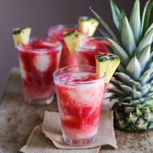 Lava Flow cocktail