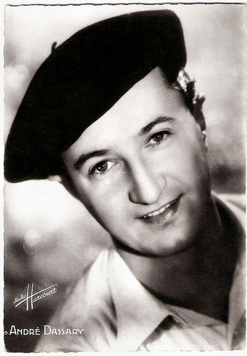 André Dassary