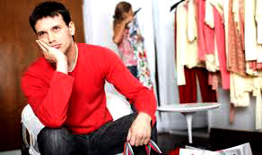 Man-shopping-with-woman