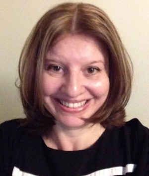 Först klippte jag mig - hemma i Jakobsberg. Klippning och slingor i två färger.