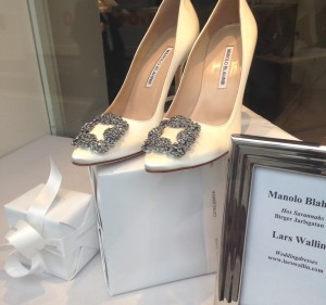 Skor från Manolo Blahnik.