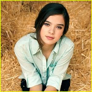 Hailee Steinfeld photo: Hailee Steinfeld hailee-steinfeld-sag-nominee.jpg