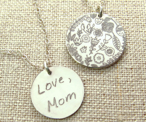 Double_Sided_Pattern_Necklace_large