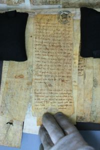 TNA E 142 119 mem 12 dorse