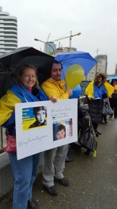 Demonstrating for Nadiya in the Seattle rain