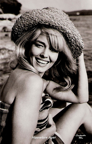 Hannelore Auer
