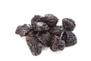 pitted-prunes-1325198