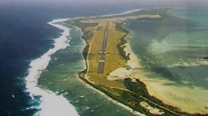 Cocos_Keeling_Islands_Airport_-_RWY33