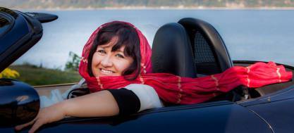 Suzanne Kelman scarf photo