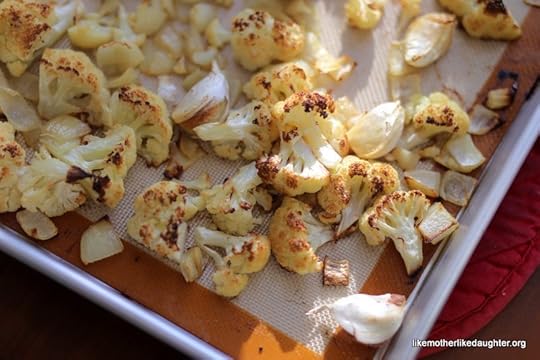 Easy Lenten meals: Roasted Cauliflower Soup Like Mother Like Daughter