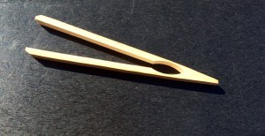 Bagel tongs