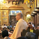 Radhanath Swami at Pushya Abhishek2016 (7)