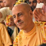 Radhanath Swami at Pushya Abhishek2016 (43)