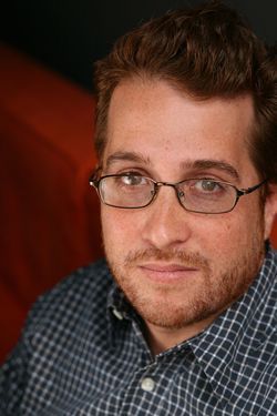 Steven Amato Headshot
