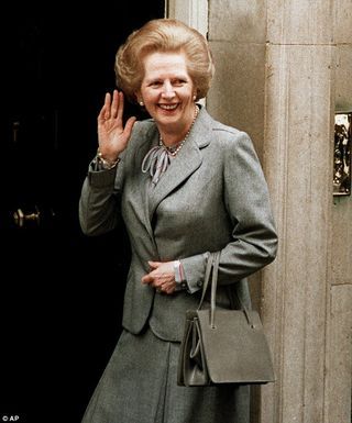 31960CA500000578-3520932-image-a-6_1459638861691