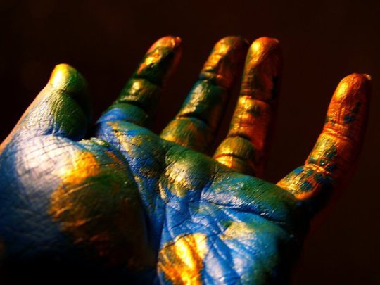 earth hand