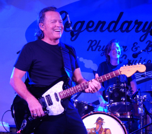 Tommy Castro performing on the Blues Cruise