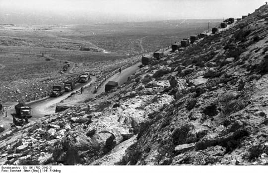 German troops advancing up the coast road towards the British lines, Libya, spring 1941 (German Federal Archives: Bild 1011-782-0049-21)