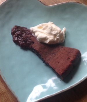 Den blev SAGOLIK. Här med laktosfri grädde, vilket var ännu godare än vanlig. där ser man.