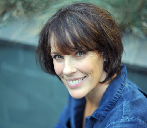 caroline_headshot