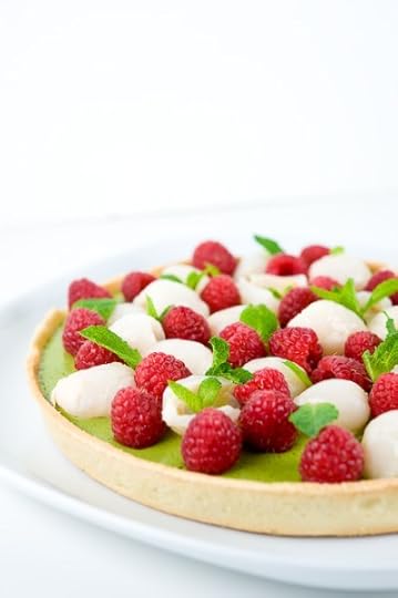 Green Tea Lychee Raspberry Tart by Zen Can Cook | http://www.miaking.com
