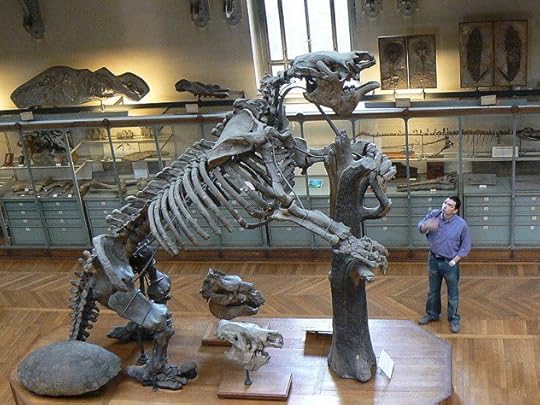 giant animal, giant sloth, fossil, skeleton, mustread, goodread,