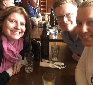 Brunch på Kvarnen igår, med John och Carina. Det var trevligt och väldigt gott. Rekommenderar verkligen den brunchen.