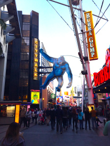 After a day of listening to Hollywood insiders, walking around the City Walk was fun.