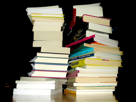 Free Book Shipping and Free Books to Read