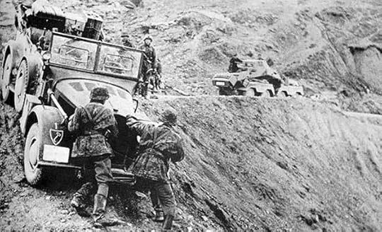 Troops of the Leibstandarte SS Adolf Hitler negotiating difficult terrain in Greece, 1941 (public domain)