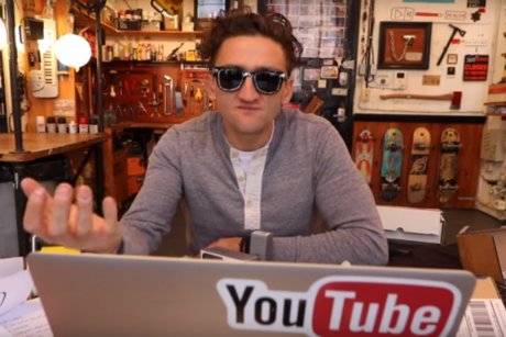 Casey-Neistat-YouTube-e1449524474473-1024x683