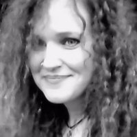 [Melodie Ramone]
