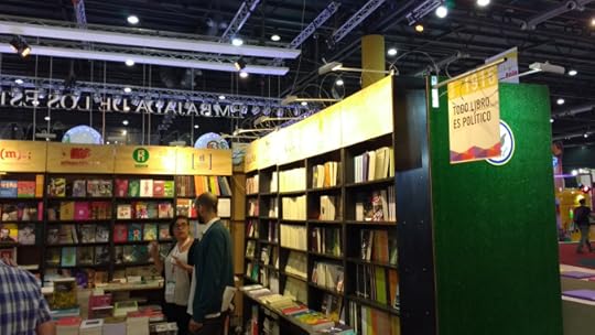 Todo libro es político