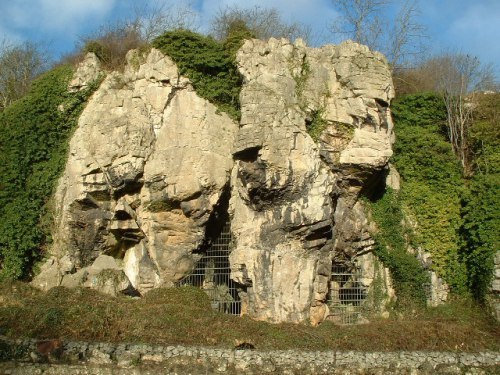 caves_creswell_crags_-_geograph-org-uk_-_90873