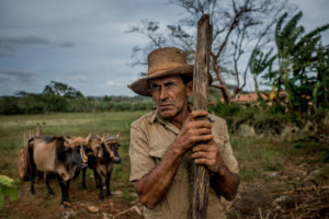 cuba-template-slide-NVXA-superJumbo
