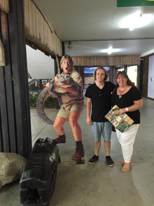 Liam and Jess Aus Zoo