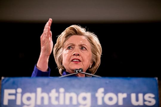 Hillary Clinton, a Democratic presidential hopeful, speaks during a rally in New York, April 18, 2016. The corporate media has drawn very little attention to US wars and military intervention abroad during the 2016 presidential primary campaign. (Photo: Sam Hodgson / The New York Times) 